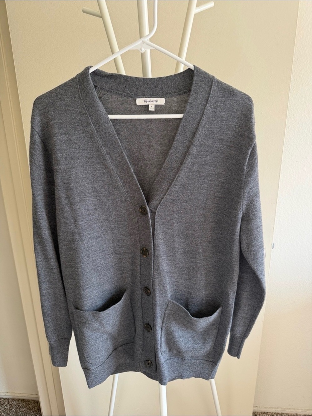 Madewell Heather Gray Button-Front V-Neck Cardigan